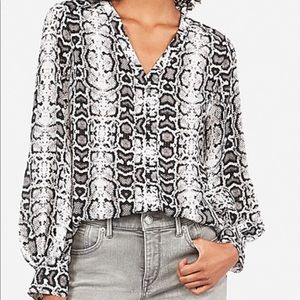 NWT Express Snakeskin Print Chelsea Popover